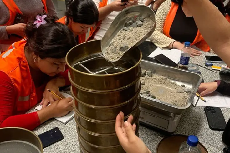Exploración geotécnica realizada en un predio de Cali para estudio de suelos